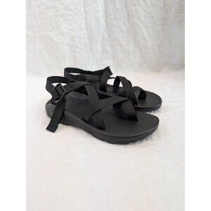 Chaco women's size 9 Z2 cloud 2 adjustable strap black on black sandals SH8